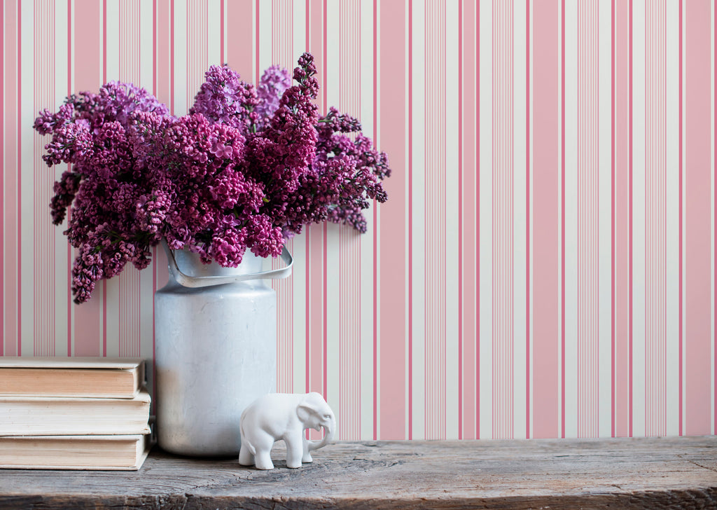 Papier peint à rayures Izia - Rose pop